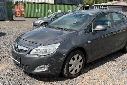 Opel Astra 237.543 km 1.750 &euro; Biebergemünd-Kassel 63599