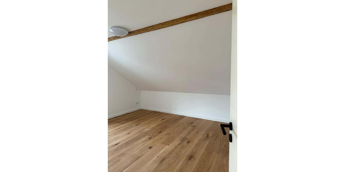 Dachgeschoßwohnung Obertshausen - 2.5 Zimmer, 55 m&sup2;, 890&euro; | Angebot:26039774