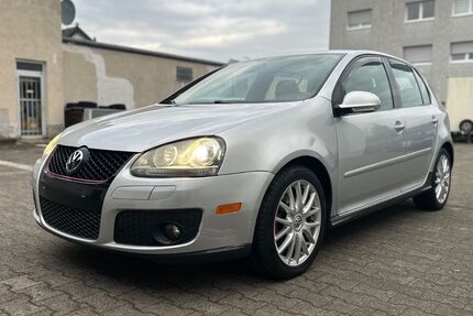 VW Golf 218.000 km 3.299 &euro; Hainburg 63512