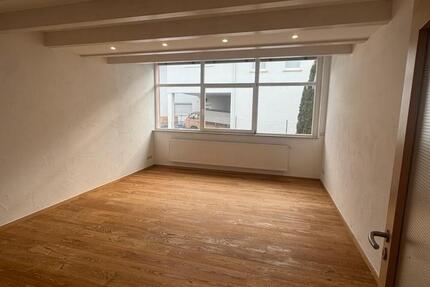 Wohnung Röllbach - 3 Zimmer, 96 m&sup2;, 875&euro; | Angebot:25929818