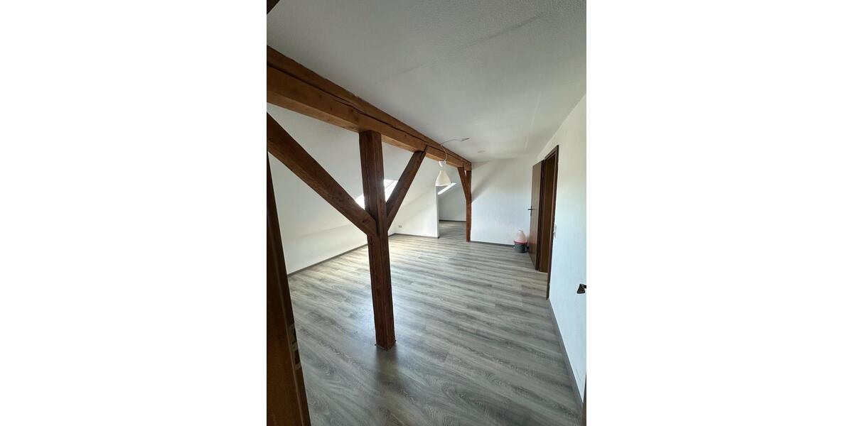Dachgeschoßwohnung Hanau Groß-Steinheim - 2.5 Zimmer, 50 m&sup2;, 690&euro; | Angebot:26317162