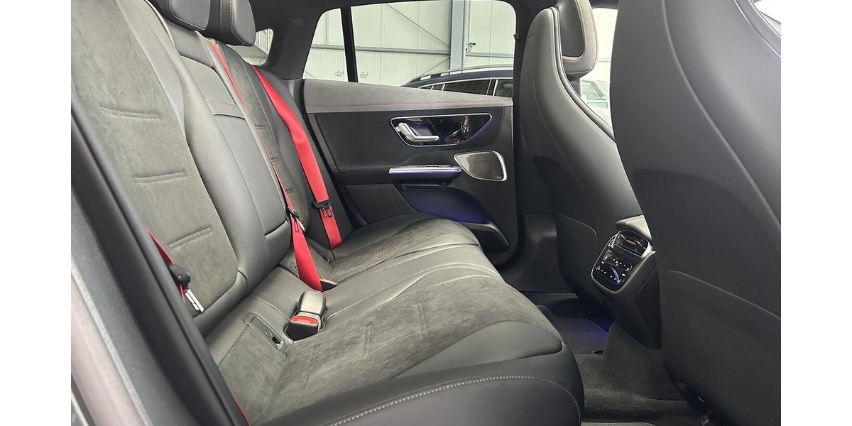 Mercedes-Benz EQE 53 AMG 4M+ PREMIUM+ DISTRONIC-PANO-NIGHT-HUD 14.538 km 66.899 &euro; Groß-Umstadt 64823