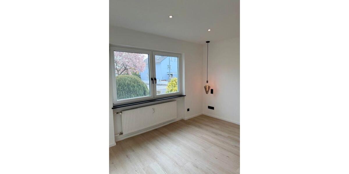 Erdgeschoßwohnung Bruchköbel - 3 Zimmer, 69 m&sup2;, 900&euro; | Angebot:25922140