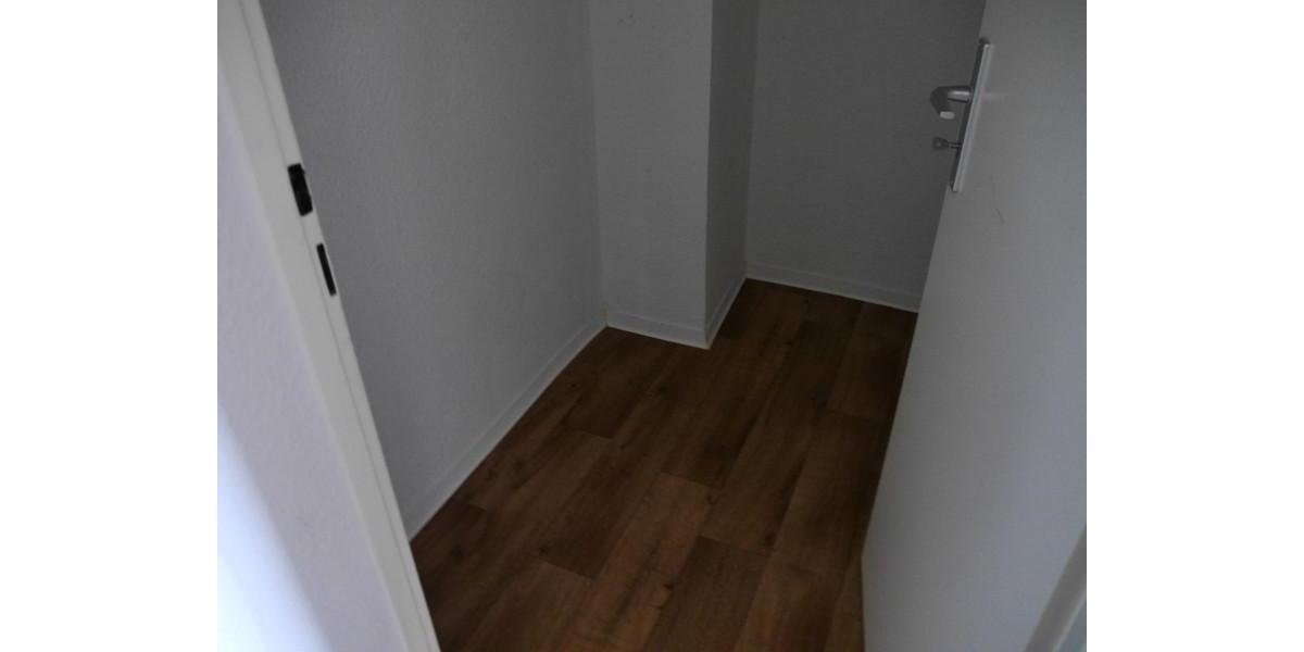 Etagenwohnung Hanau Großauheim - 3 Zimmer, 64 m&sup2;, 690&euro; | Angebot:25809835
