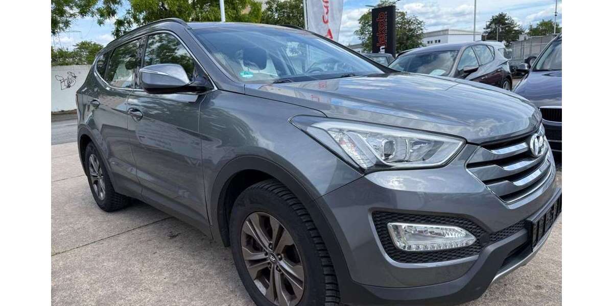 Hyundai SANTA FE 111.000 km 9.990 &euro; Mainaschaff 63814