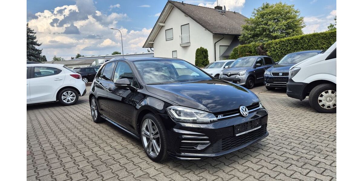 VW Golf 136.200 km 15.890 &euro; Rodgau 63110