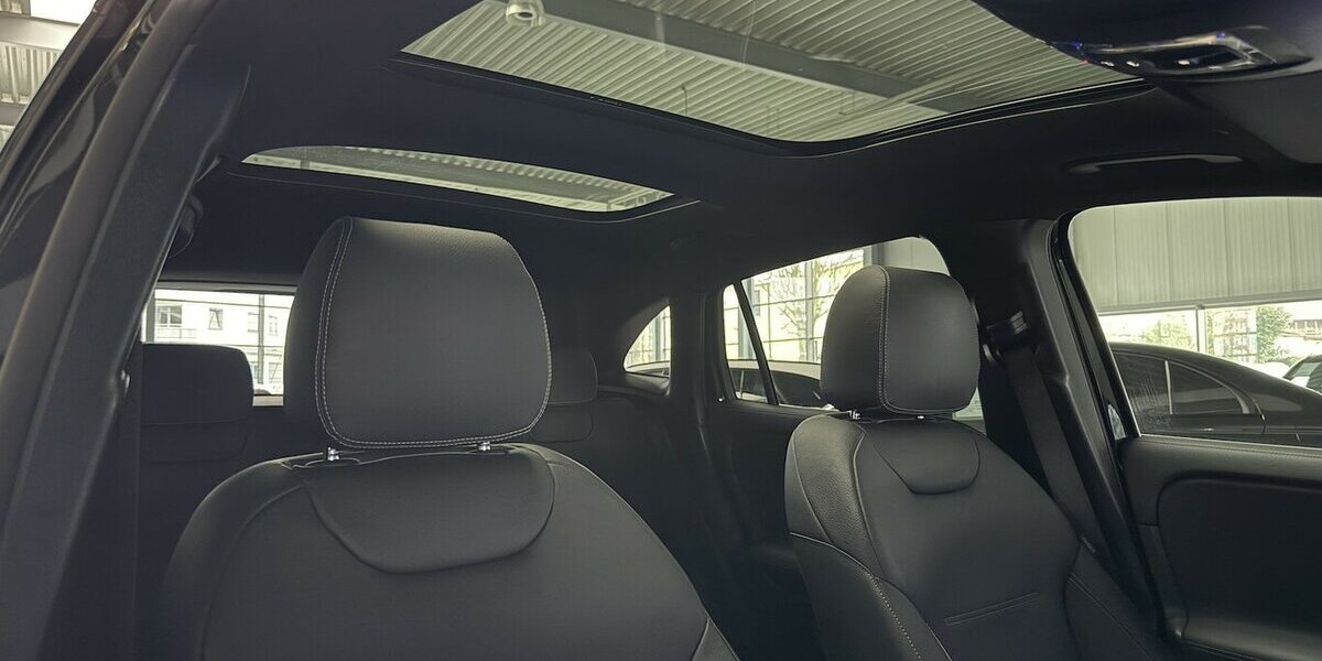 Mercedes-Benz EQA 350 4Matic AMG ADVANCED+ DISTRONIC-PANO-AHK 22.271 km 42.989 &euro; Groß-Umstadt 64823