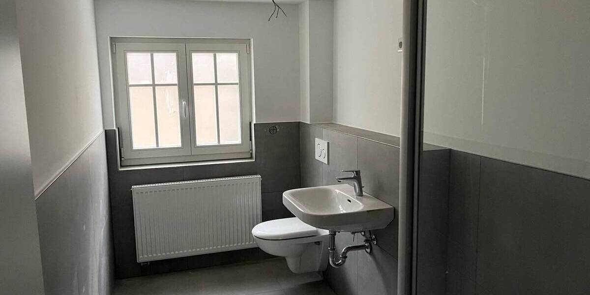 Einfamilienhaus Obernburg a.Main Obernburg - 8 Zimmer, 180 m&sup2;, 299.000&euro; | Angebot:25798628