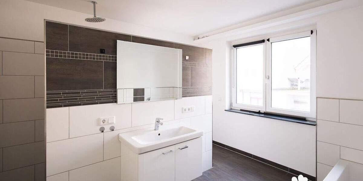 Mehrfamilienhaus, Wohnhaus Haibach Grünmorsbach - 8 Zimmer, 218 m&sup2;, 595.000&euro; | Angebot:25693779