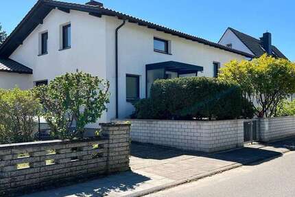 Haus Babenhausen - 8 Zimmer, 210 m&sup2;, 645.000&euro; | Angebot:26689826