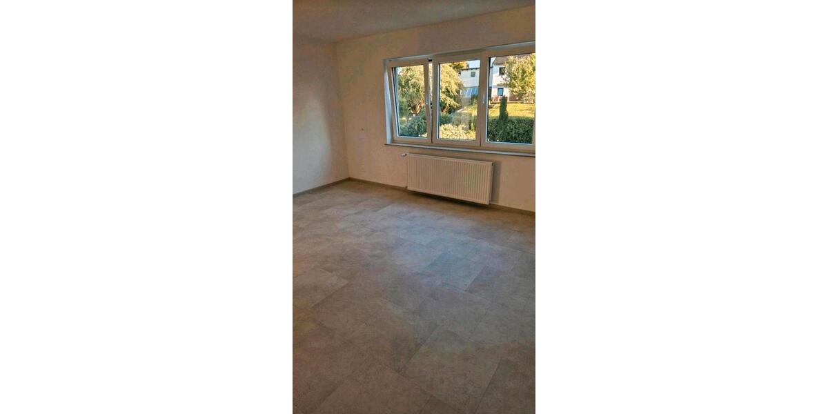 Etagenwohnung Goldbach - 4 Zimmer, 97 m&sup2;, 1.100&euro; | Angebot:26407095