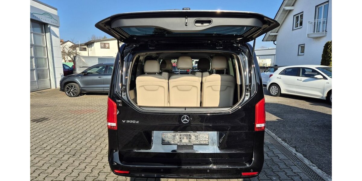 Mercedes-Benz V 300 d AVANTGARDE EDITION lang AMG Line Distronic 29.700 km 57.900 &euro; Rodgau 63110