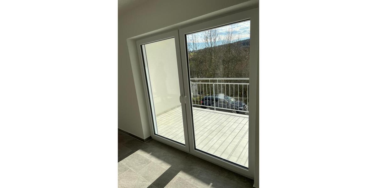 Maisonettenwohnung Bad König - 5 Zimmer, 135 m&sup2;, 1.400&euro; | Angebot:26577822