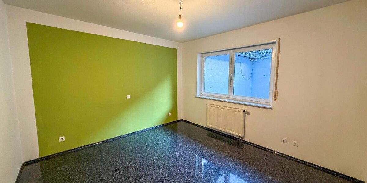 Etagenwohnung Leidersbach - 2 Zimmer, 80 m&sup2;, 600&euro; | Angebot:25774784