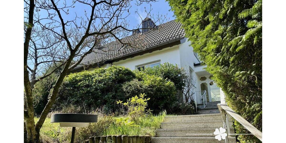 Einfamilienhaus Bessenbach Oberbessenbach - 8 Zimmer, 411 m&sup2;, 649.000&euro; | Angebot:25693764