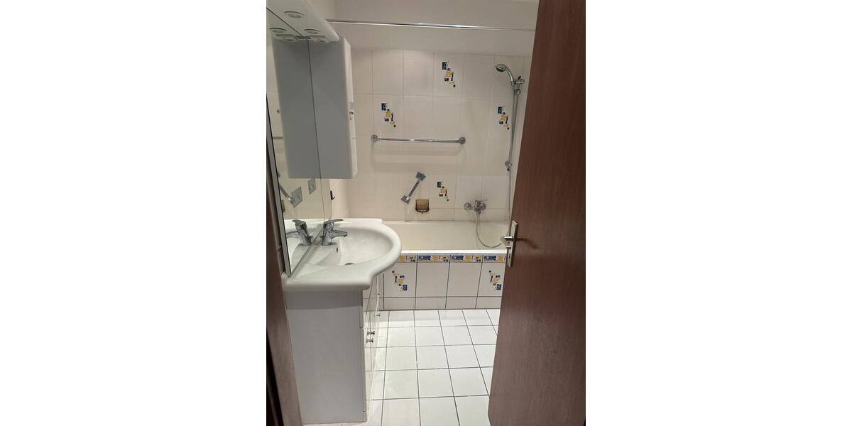 Erdgeschoßwohnung Karlstein am Main - 2 Zimmer, 60 m&sup2;, 700&euro; | Angebot:26039129