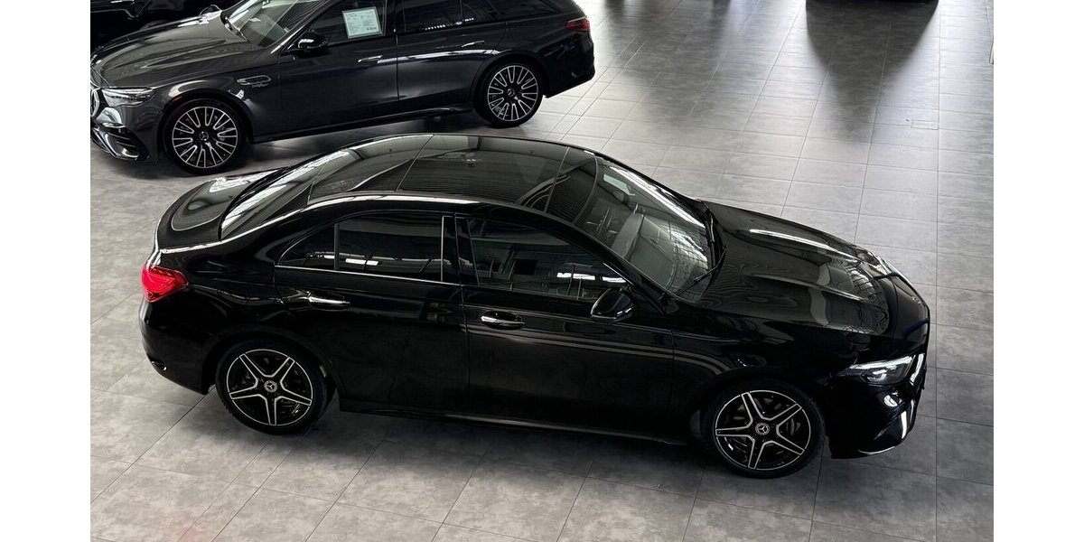 Mercedes-Benz A 200 Limousine AMG DISTRONIC-AHK-PANORAMA-360°! 14.350 km 35.769 &euro; Groß-Umstadt 64823