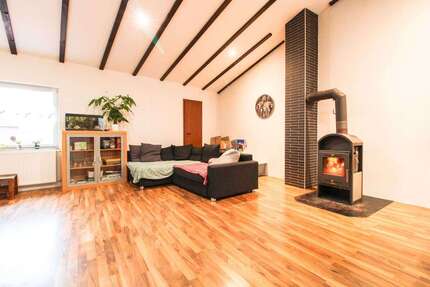 Haus Groß-Umstadt Umstadt - 8 Zimmer, 180 m&sup2;, 279.000&euro; | Angebot:26025871