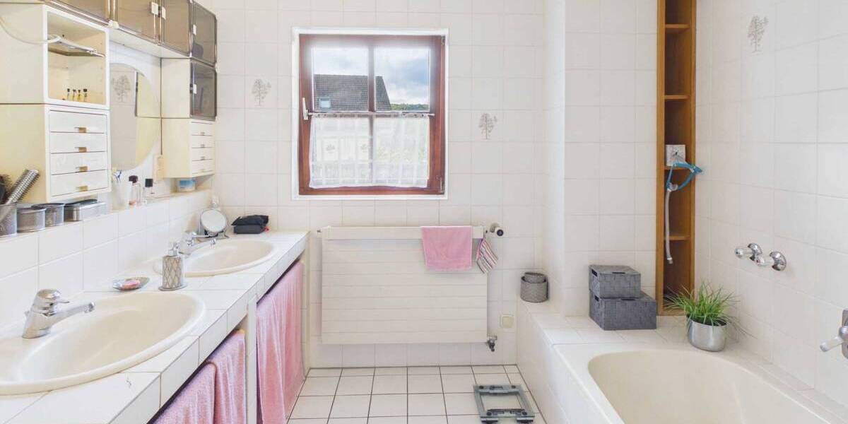 Mehrfamilienhaus, Wohnhaus Hösbach - 7 Zimmer, 263 m&sup2;, 899.000&euro; | Angebot:26544374