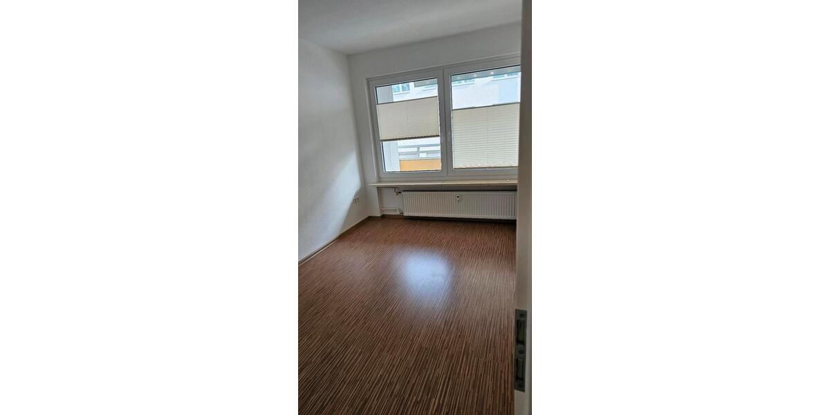 Etagenwohnung Sulzbach am Main - 3.5 Zimmer, 85 m&sup2;, 329.000&euro; | Angebot:25902272