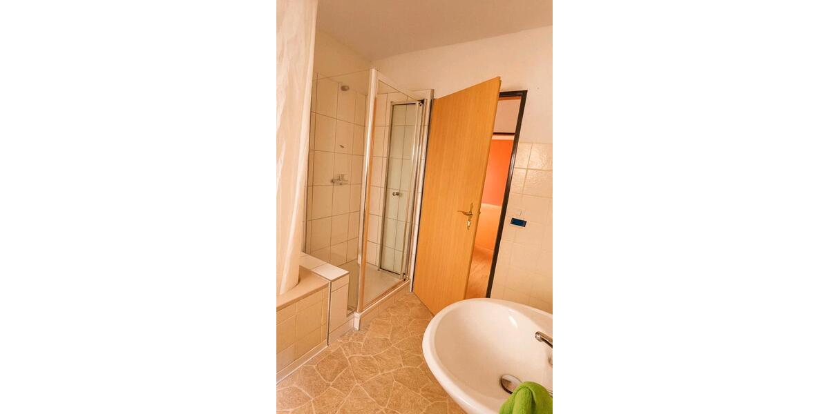 Etagenwohnung Hanau Lamboy - 3 Zimmer, 80 m&sup2;, 700&euro; | Angebot:26409300
