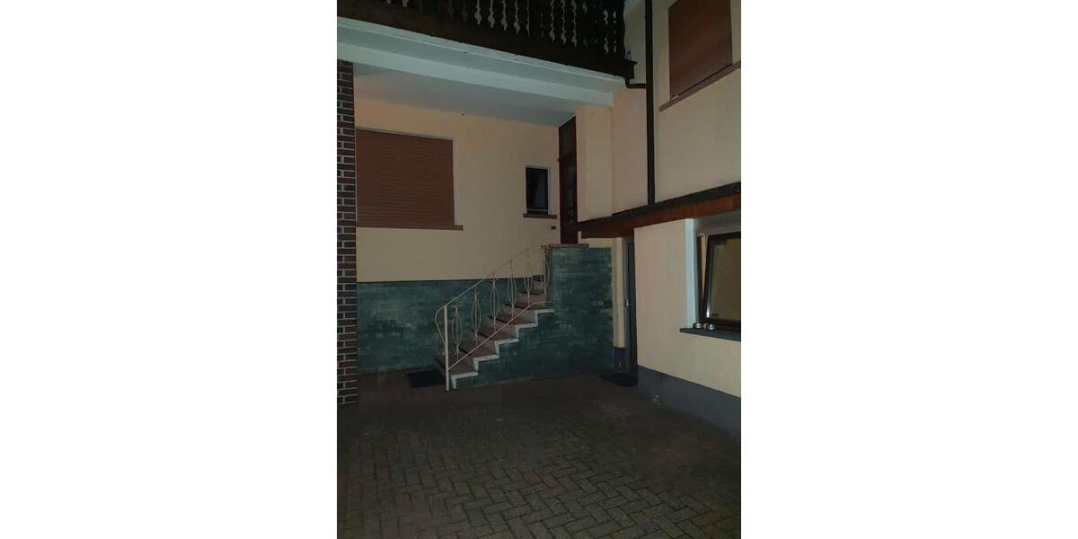 Mehrfamilienhaus, Wohnhaus Aschaffenburg Österreicher Kolonie - 8 Zimmer, 240 m&sup2;, 450.000&euro; | Angebot:26610512