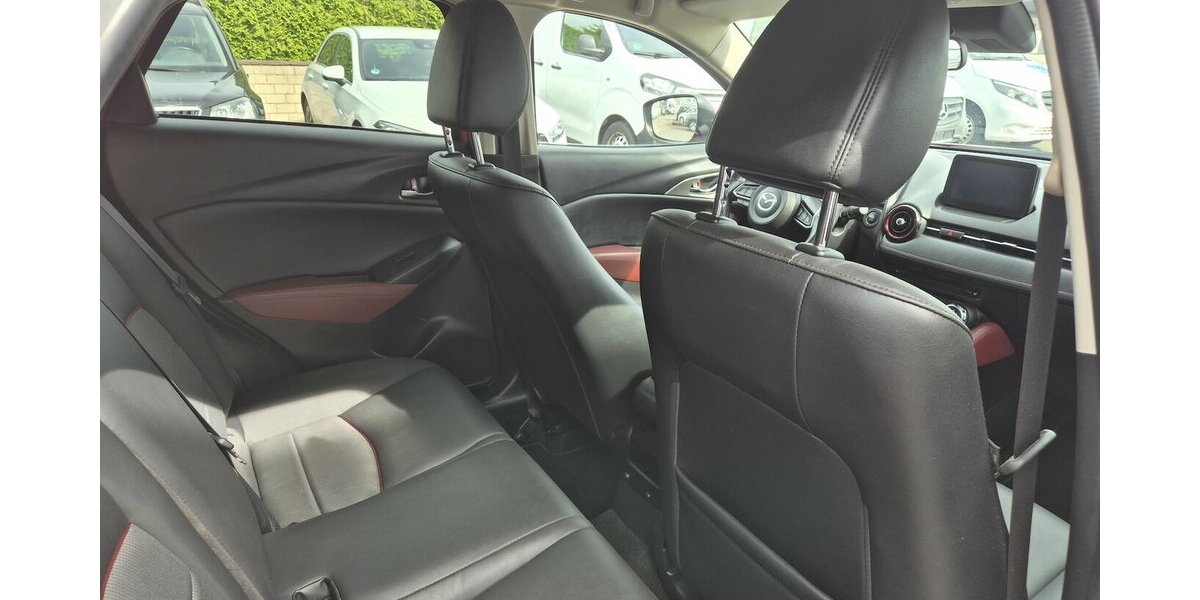Peugeot 2008 Allure, Klima, Navi, Pano, Carplay,Leder, Sit 70.550 km 9.590 &euro; Rodgau 63110