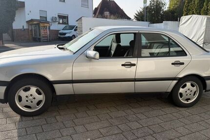 Mercedes-Benz C 180 154.927 km 3.600 &euro; Grossostheim 63762