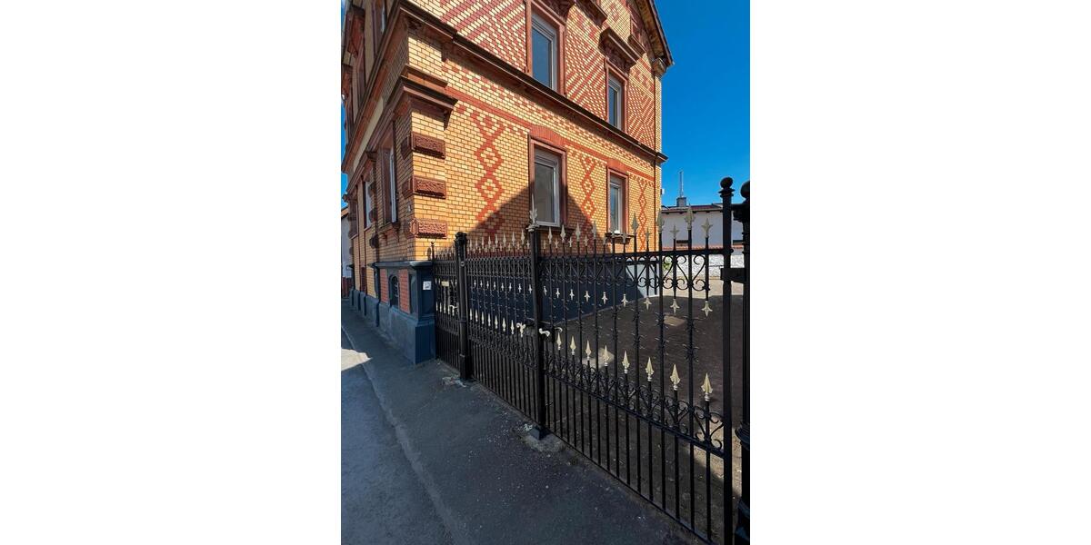 Einfamilienhaus Münster (Hessen) - 10 Zimmer, 195 m&sup2;, 2.175&euro; | Angebot:21530701