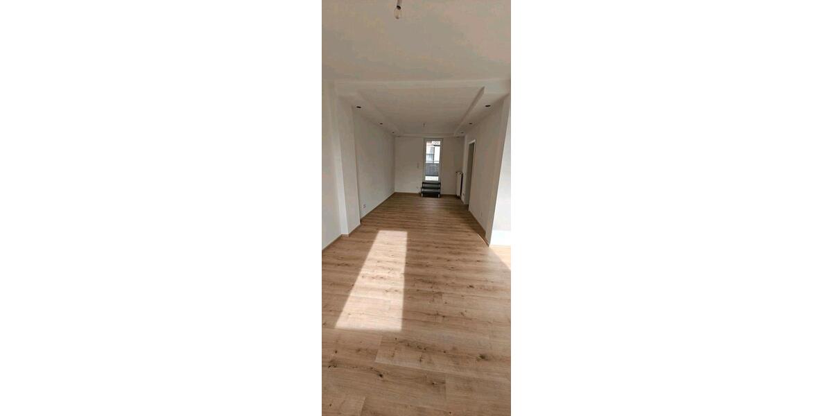 Maisonettenwohnung Klingenberg am Main - 4 Zimmer, 120 m&sup2;, 1.350&euro; | Angebot:26674757