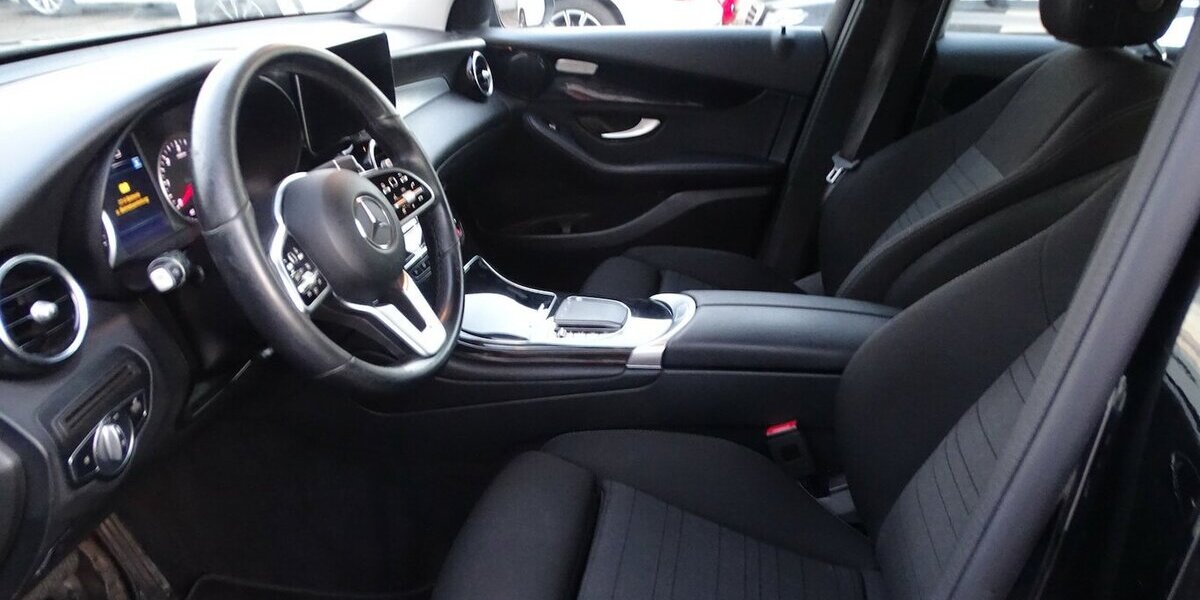 Mercedes-Benz GLC 400 d 4M Rückfahrkamera, LED-Scheinwerfer, Nav 160.000 km 28.890 &euro; Rodgau 63110