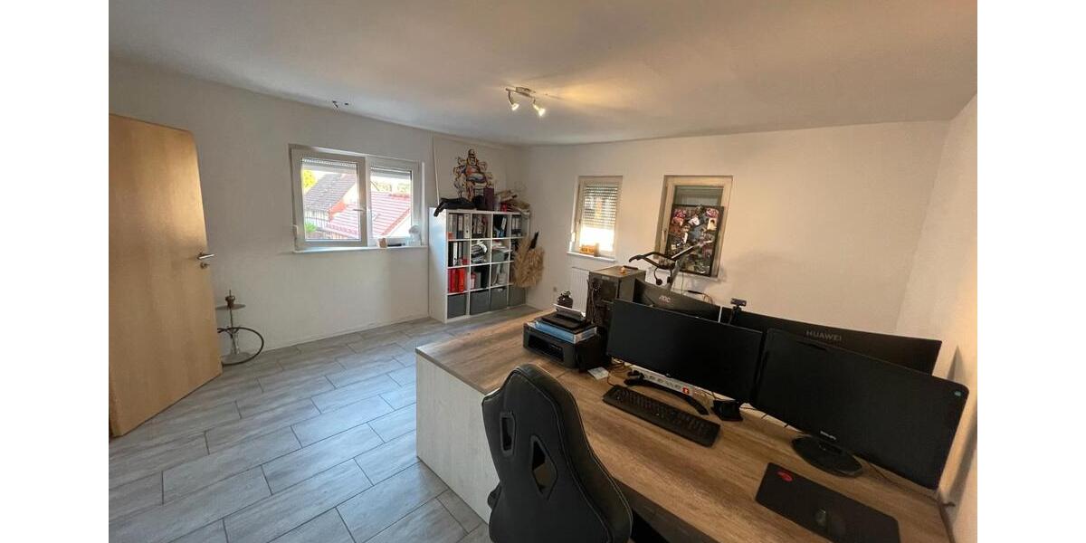 Mehrfamilienhaus, Wohnhaus Gründau - 6 Zimmer, 195 m&sup2;, 450.000&euro; | Angebot:27084228