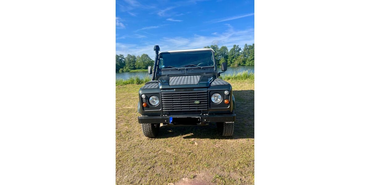 Land Rover Defender 222.598 km 23.600 &euro; Aschaffenburg 63743