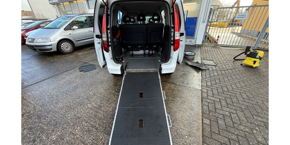 Mercedes-Benz Vaneo 243.000 km 2.750 &euro; Heusenstamm 63150