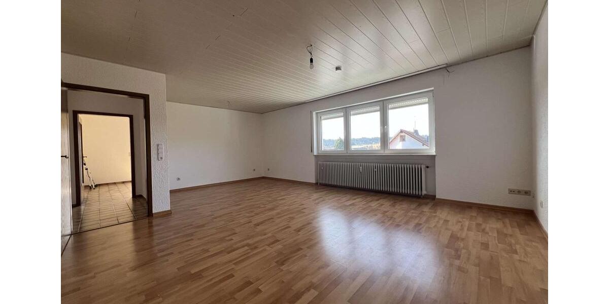 Etagenwohnung Heinrichsthal - 5 Zimmer, 136 m&sup2;, 725&euro; | Angebot:24730035
