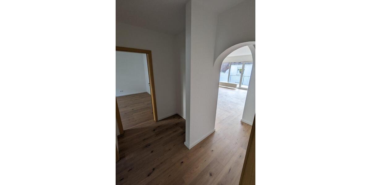 Erdgeschoßwohnung Hanau Kesselstadt - 3 Zimmer, 86 m&sup2;, 1.000&euro; | Angebot:25292063