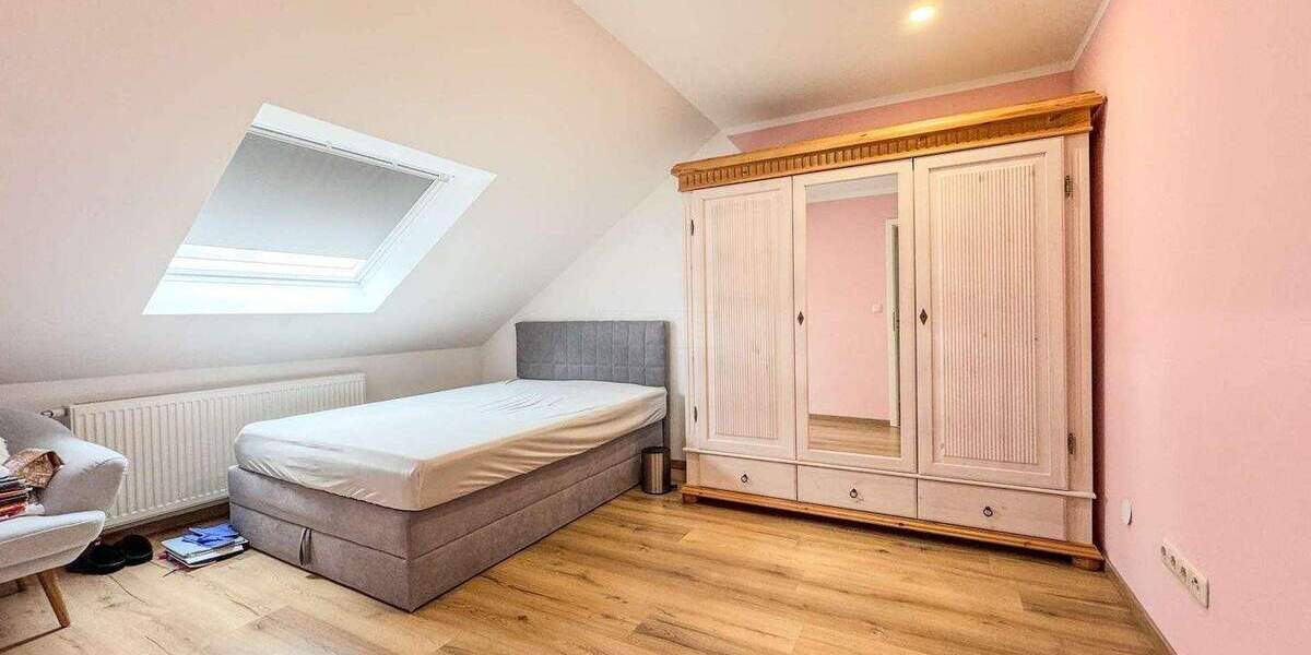 Mehrfamilienhaus, Wohnhaus Breuberg Neustadt - 8 Zimmer, 211 m&sup2;, 439.000&euro; | Angebot:25677956