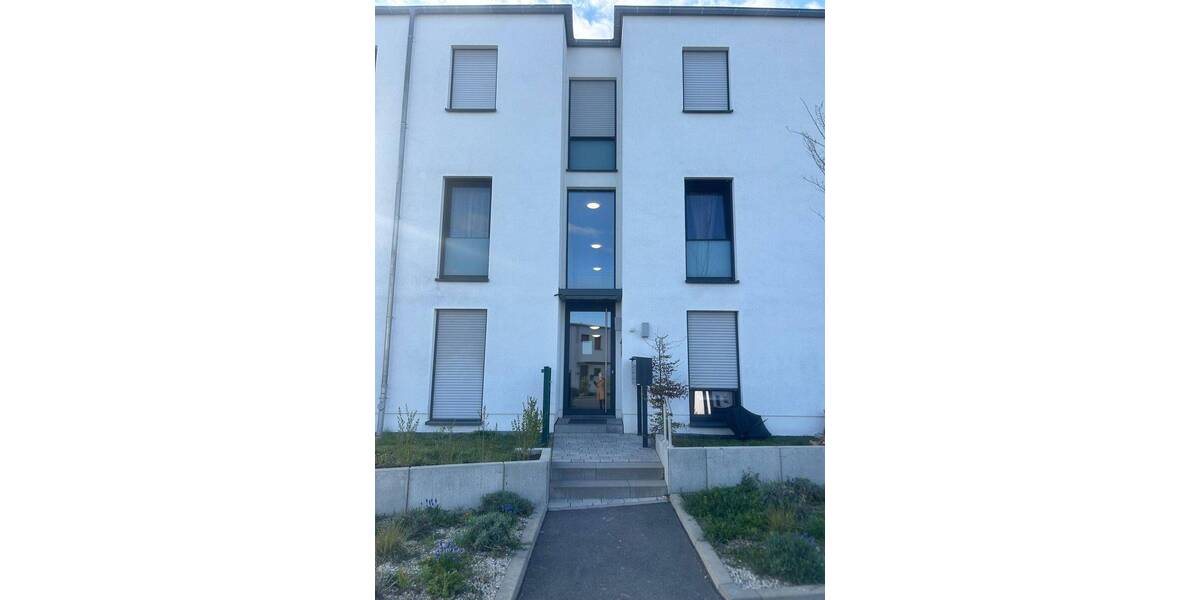 Etagenwohnung Hanau Kesselstadt - 2 Zimmer, 56 m&sup2;, 670&euro; | Angebot:26092264