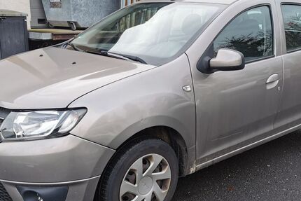 Dacia Sandero 173.614 km 2.200 &euro; Aschaffenburg 63741