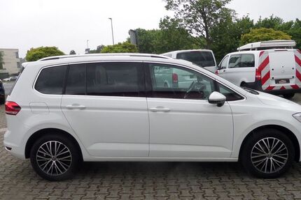 VW Touran 190.000 km 18.700 &euro; Erlenbach a. Main 63906