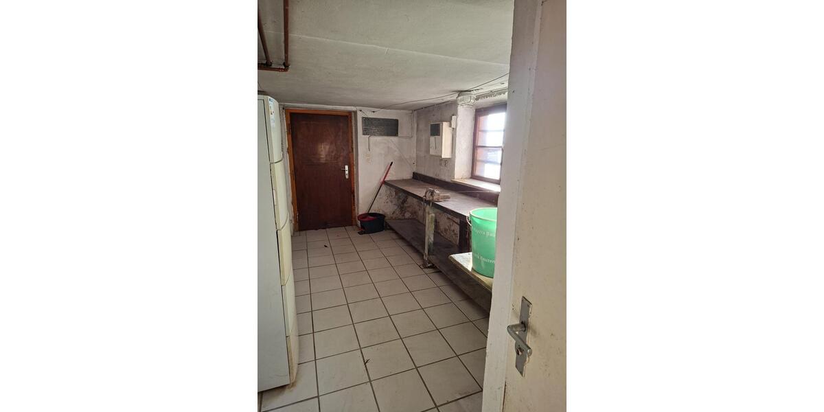 Reihenhaus Aschaffenburg Damm - 6 Zimmer, 153 m&sup2;, 395.000&euro; | Angebot:27165789