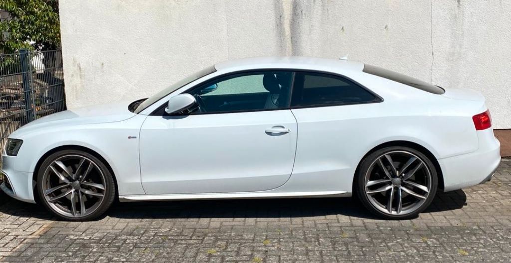 Audi A5 99.500 km 22.500 &euro; Klingenberg 63911