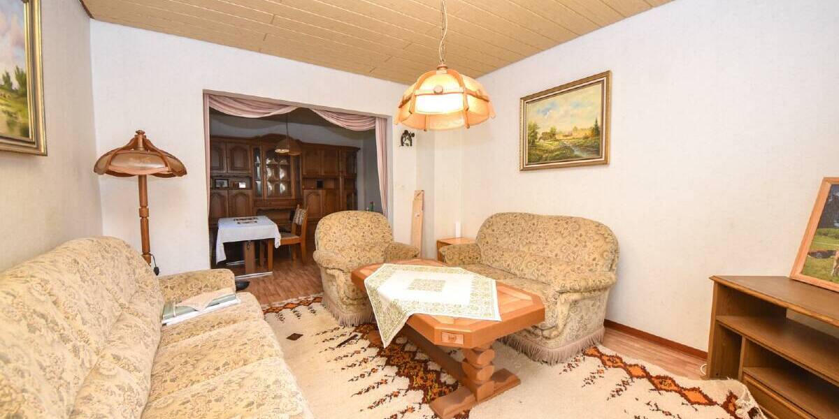 Einfamilienhaus Laufach Hain - 7 Zimmer, 120 m&sup2;, 345.000&euro; | Angebot:25693332