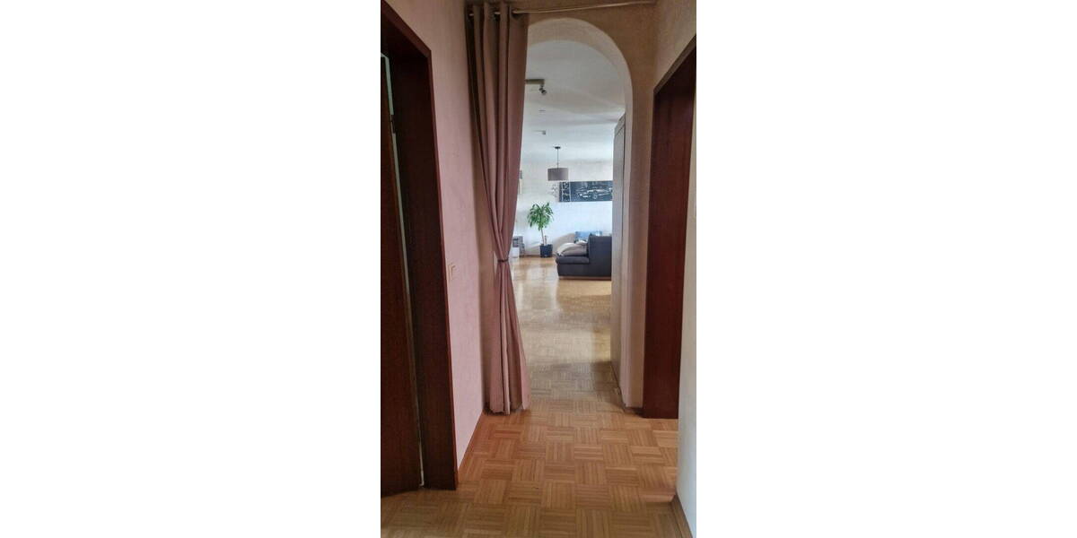 Etagenwohnung Hanau - 3 Zimmer, 82 m&sup2;, 289.000&euro; | Angebot:26777107