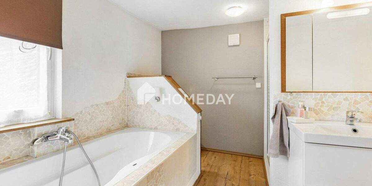 Bauernhaus, Landhaus Rodenbach Niederrodenbach - 4 Zimmer, 130 m&sup2;, 345.000&euro; | Angebot:25773318