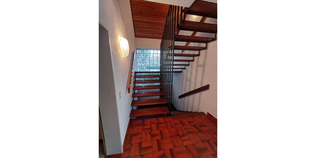 Einfamilienhaus Heusenstamm - 6 Zimmer, 226 m&sup2;, 799.000&euro; | Angebot:25755163