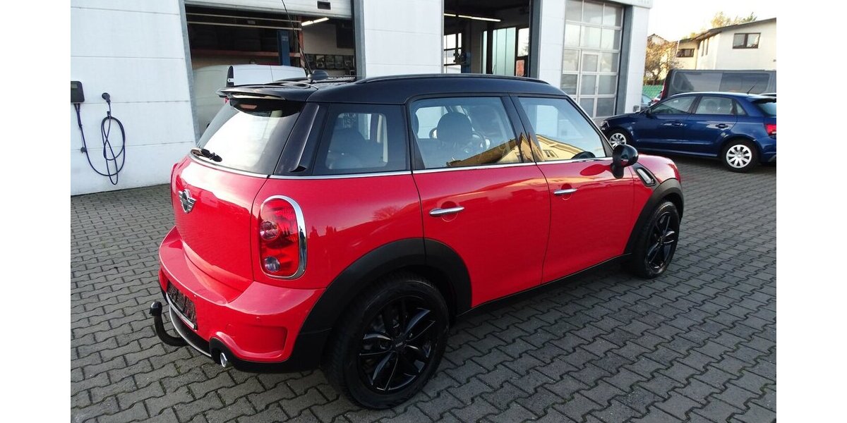 Mini Cooper SD Countryman All4 Cooper SD All4 Automatik 154.582 km 7.990 &euro; Rodgau 63110