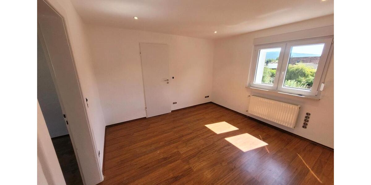 Etagenwohnung Alzenau - 4 Zimmer, 110 m&sup2;, 1.240&euro; | Angebot:25619506