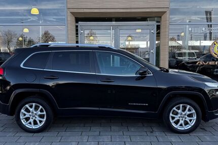 Jeep Cherokee 155.100 km 11.999 &euro; Aschaffenburg 63741