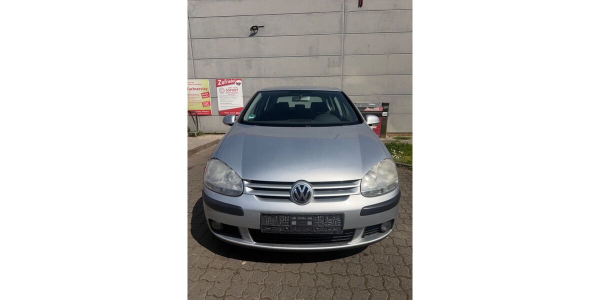VW Golf 225.000 km 2.550 &euro; Hanau 63450